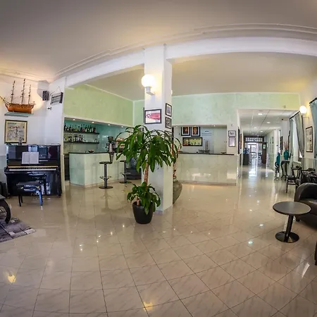 Marina Adults Only 4*