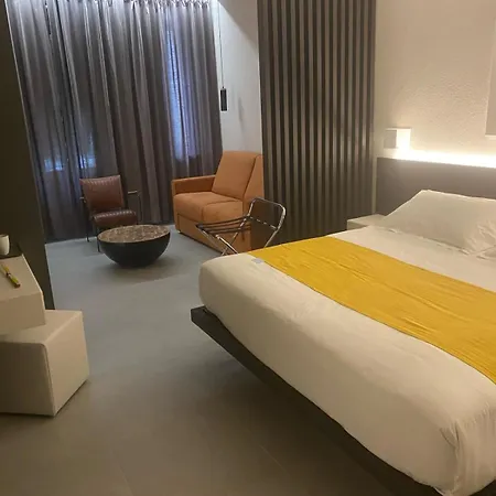 Marina Adults Only Couette-café 4*